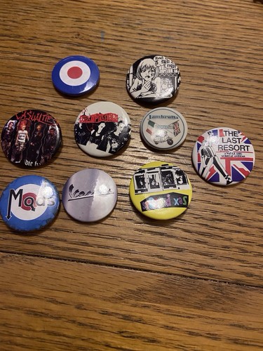 Collection vintage badges - of,
