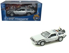 1/24 BACK TO THE FUTURE II DELOREAN 22441