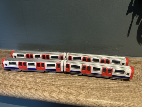 Diecast london underground - london,