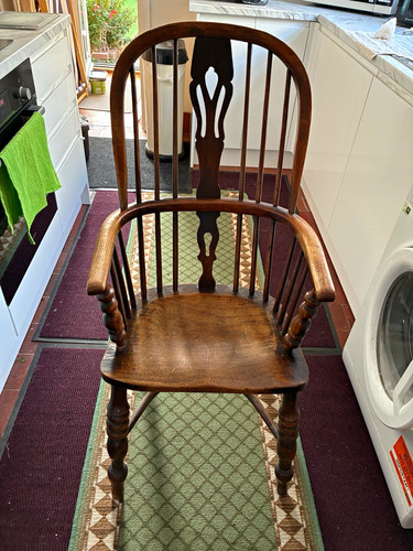 Windsor wooden armchair - armchair, brown