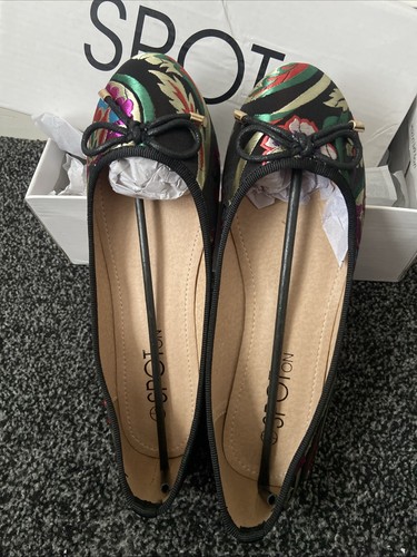 Multi coloured flat shoes - multi,