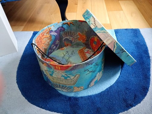 Vintage hat box - 1980's, (