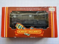 Hornby OO Gauge GWR Guards Van (R714) Boxed with Working Rear Light !! 
