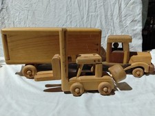 Solid Wood Articulted Lorry &