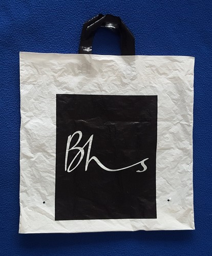 Shopping carrier plastic bag - /,