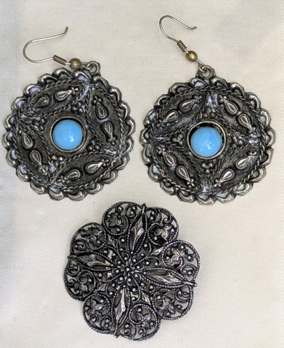 Sasa signed silver tone blue - sasa,