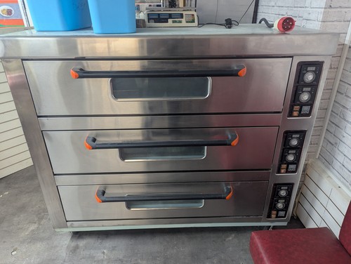 Commercial electric oven 3 - electric,
