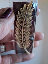 Vintage Crown TRIFARI Brushed