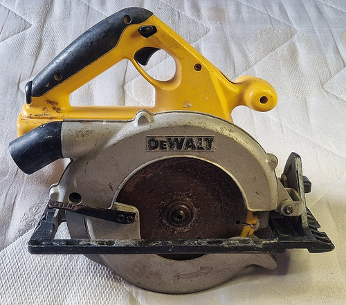 Dewalt dw007 cordless circular - dewalt,