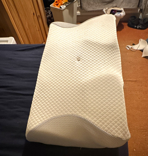 White contoured bed wedge - white,