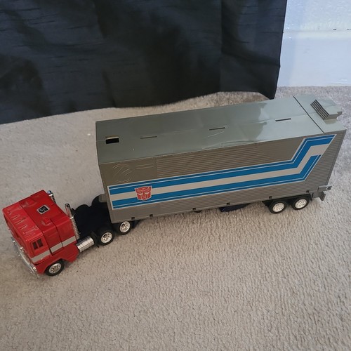 Transformers optimus prime - optimus,