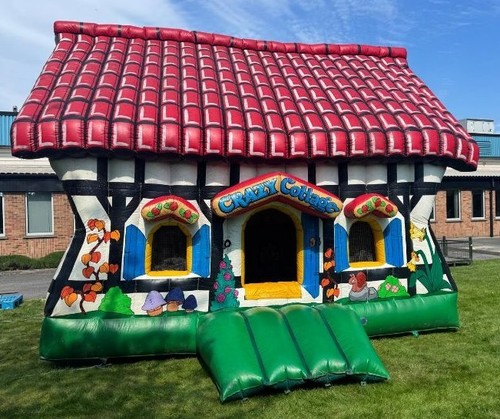 Bouncy castle commercial grade - bouncy,