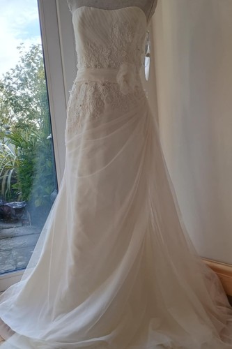 Gorgeous new ivory wedding - gorgeous,