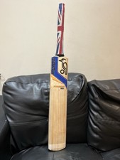 Kookaburra Rogue 200 English