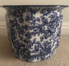 Vintage Blue and White floral ceramic planter / plant pot / Losol ware England. 