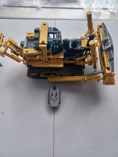 Lego Technic 8275 Motorized Bulldozer Complete with Power Functions & Manuals
