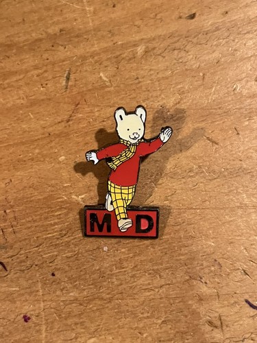 Rupert bear metal badge