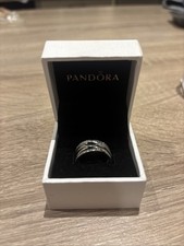 Pandora Ring