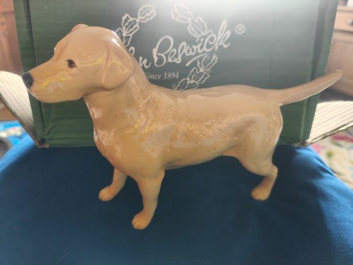 Beswick vintage dog figurine - beswick,