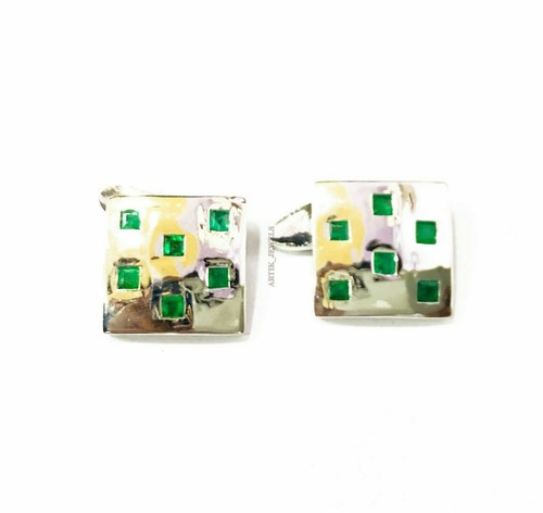 Lab grown emerald with - grown, white