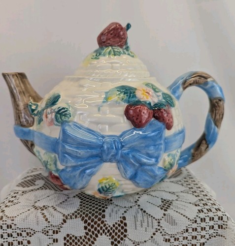Ceramic teapot with - big, blue