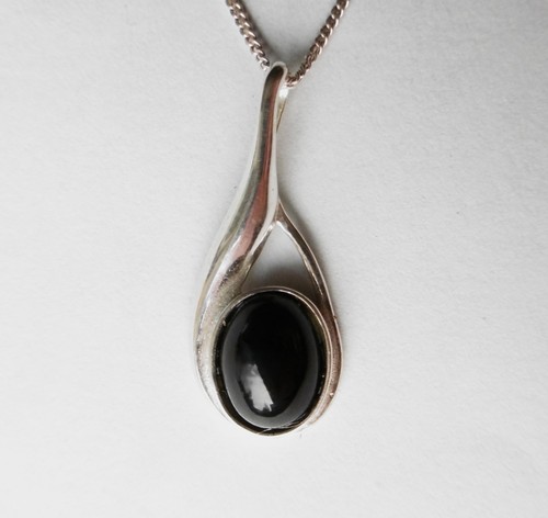Elegant whitby jet and - jet, silver