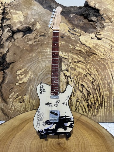 Fleetwood mac miniature wooden - fleetwood,