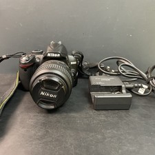 Nikon D3000 DSLR camera With