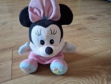 Disney Minnie Mouse Talking/Singing Educational Cuddly Plush Toy, With Batteries