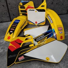 Plastics + Graphics Suzuki