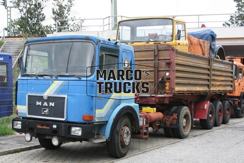 Truck photo man 19291 - man, drawbar
