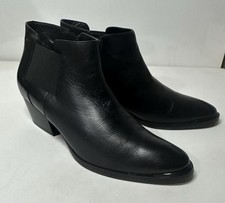 AQUATALIA Russell Bromley