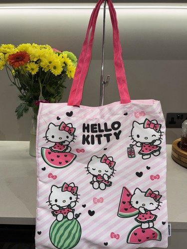 Hello kitty and - hello, friends