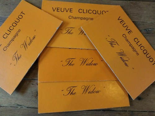 Veuve clicquot champagne point - clicquot,