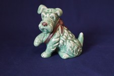 Sylvac, Dog with paw in Sling