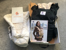 ergobaby baby carrier with