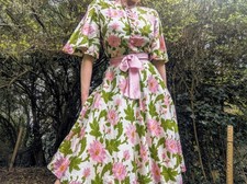 Vintage 1950s Pink Floral &