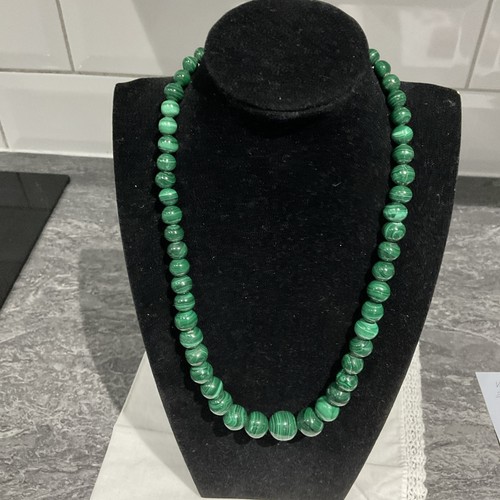 Graduated malachite beaded - graduated,
