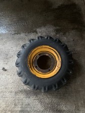 Wheel off jcb 520-50