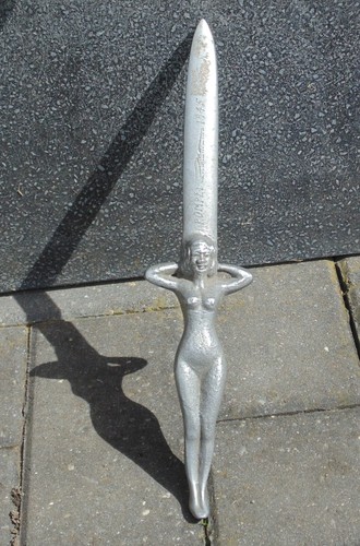 G474 trench art pompei 1945 - art,