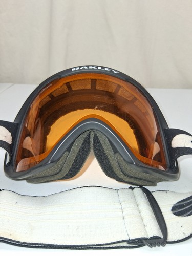 Oakley frame goggles - frame,
