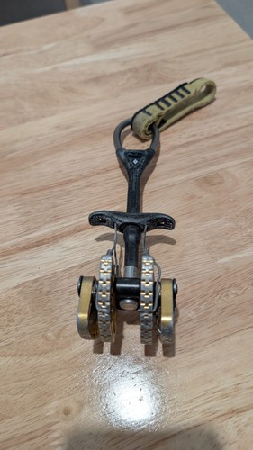 Black diamond camalot - diamond, size