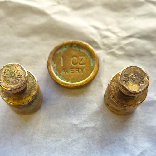 Avery brass scale weights - brass, set