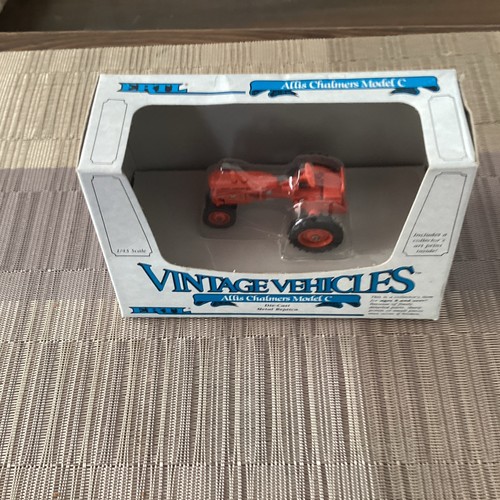 Ertl vintage vehicles - vintage, 2529