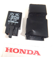 HONDA VFR 800 VTEC FOUR PIN RELAY & RUBBER HOLDER  X 1 ONLY 2002 - 2010
