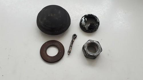 Rear hub nut locking kit - hub,