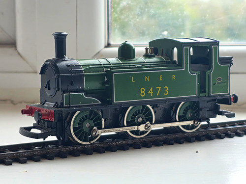 Hornby gauge lner green - gauge,