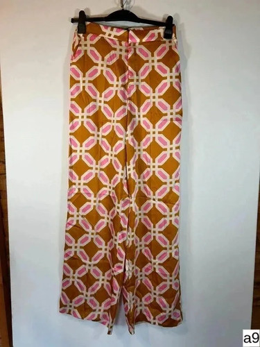 Bnwt silky wide - wide, zara