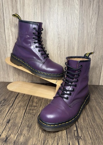 Martens hole 1460 - 8, made