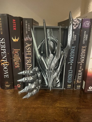 Sauron bookend book nook - book,